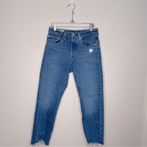Levi's 501 Classic Jeans Crop Raw Hem Distressed Charleston Fun Blue Size 26 - Picture 2 of 10